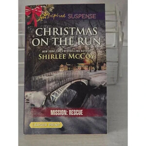 Love Inspired Christmas on the Run Book‎